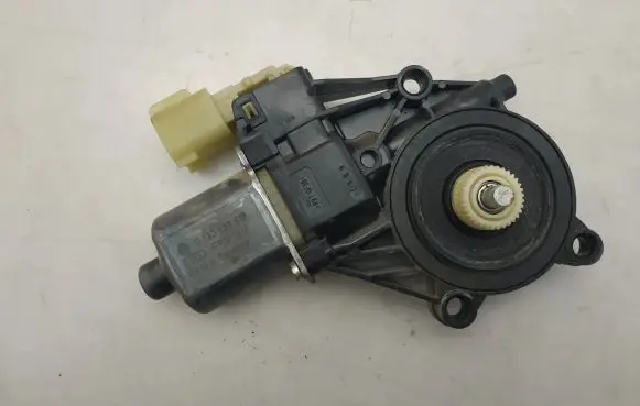 Ford Fiesta Front door window regulator motor 8A6114A389B