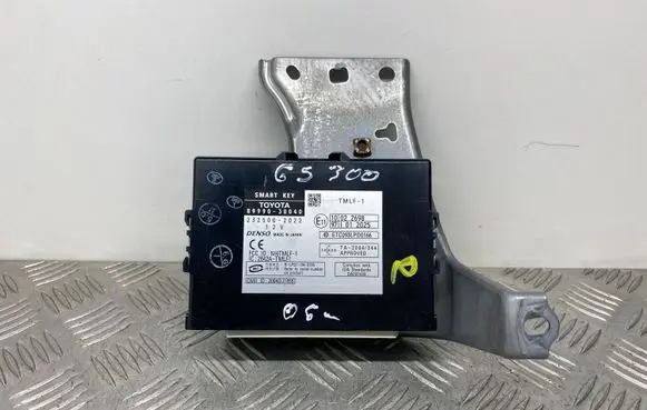 Lexus GS 300 350 430 450H Door central lock control unit/module 8999030040