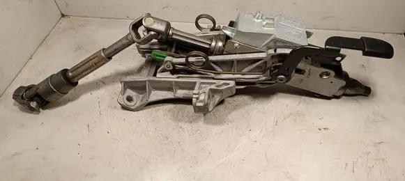 Ford Kuga II Steering wheel axle 7G913F880 AV6N3F880