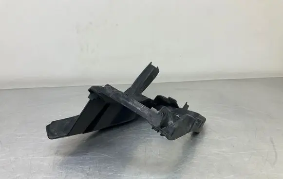 BMW 3 E92 E93 Fog light bracket 7227899