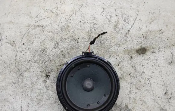 Volkswagen Golf Sportsvan Front door speaker 5g0035453g