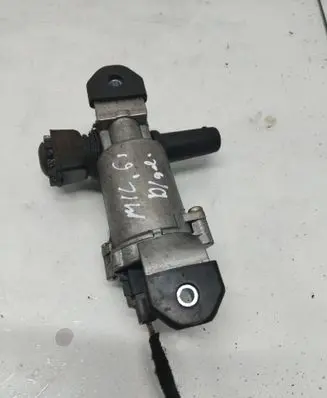 Mercedes-Benz ML W163 Vent window/glass motor 101032105 01092003 A1638201342