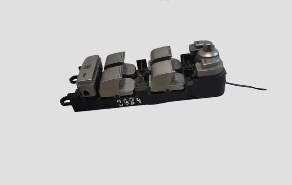 Jaguar XF X250 Electric window control switch 8X2314540AE 03451000