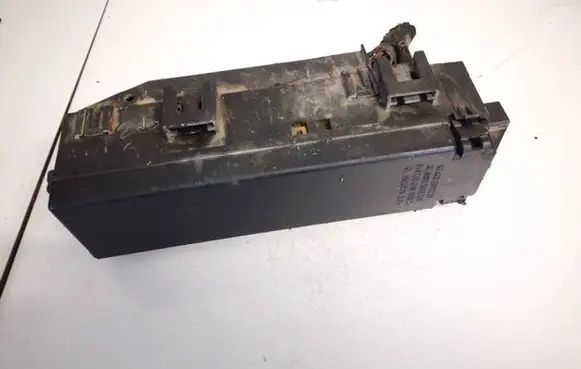 Jeep Grand Cherokee (WK) Fuse box set 56050190ae