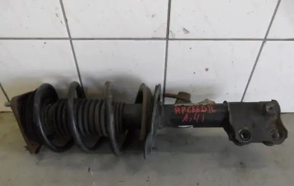 KIA Ceed Front shock absorber with coil spring
