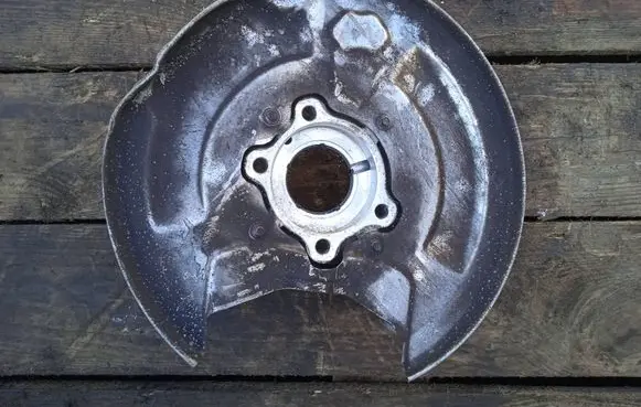 Volvo XC90 Rear wheel hub 31658320