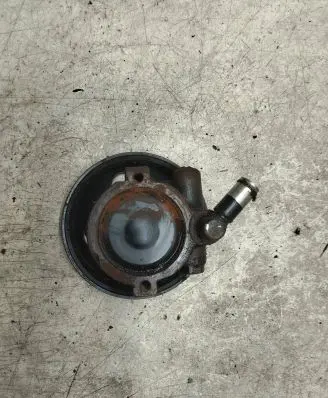 Opel Astra F Power steering pump 20925012