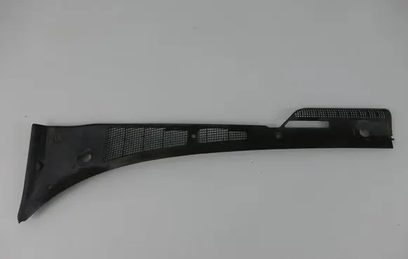 BMW 7 E32 Wiper trim 1928935