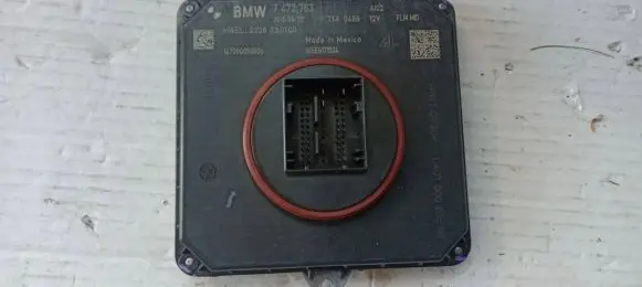 BMW X3 G01 LED ballast control module 7472763