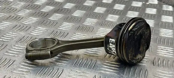 Citroen C3 Piston with connecting rod GBD