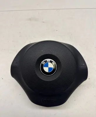 BMW 1 E81 E87 Steering wheel airbag 6775155
