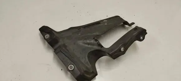 Volvo S60 Other engine bay part 31353777