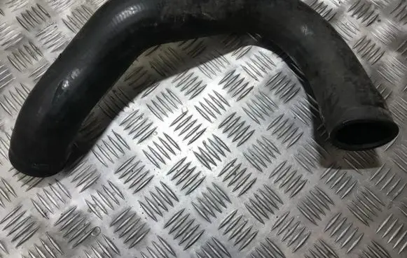 Audi A6 S6 C5 4B Intercooler hose/pipe 4b0145745a