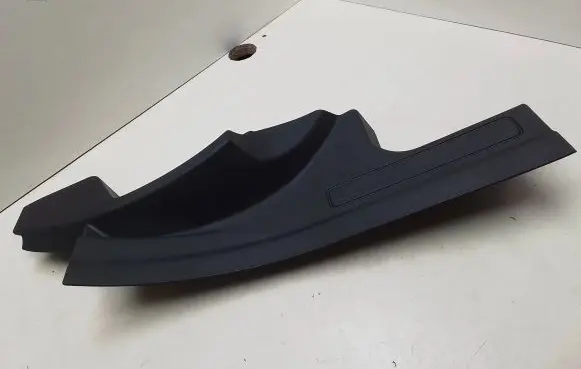 Lancia Delta III Rear sill trim cover 735453477 B882
