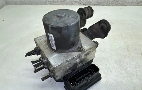 Volkswagen PASSAT B7 ABS Pump 3AA614109AG