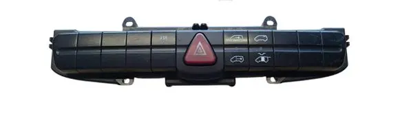 Mercedes-Benz Vito Viano W638 Hazard light switch 6395454407
