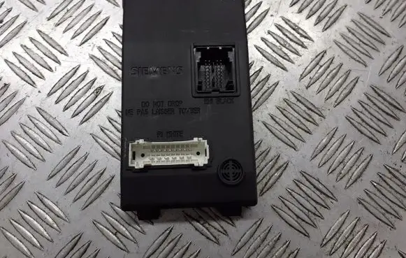 Dacia Logan I Voice control module 8200564718
