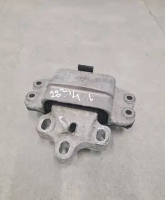 Skoda Superb B6 (3T) Engine mount bracket 1K0199555