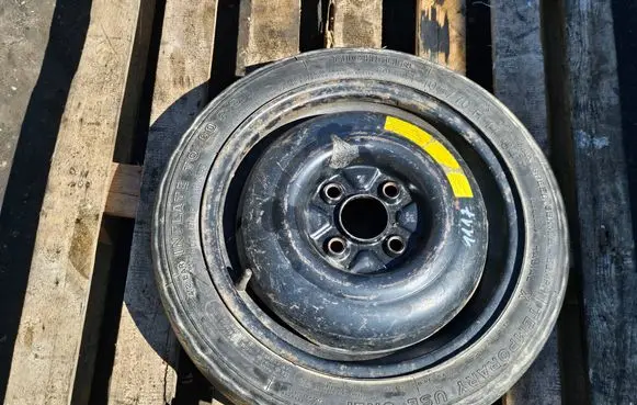 Audi 80 90 B2 R14 spare wheel 