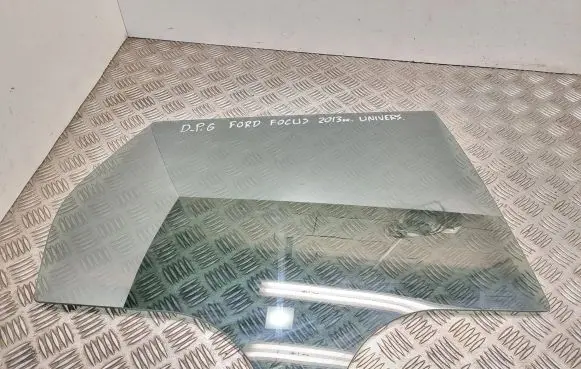 Ford Focus Rear door window glass 43R001090 BM51N25447