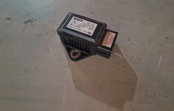 Mercedes-Benz A W169 ESP acceleration yaw rate sensor 0265005267