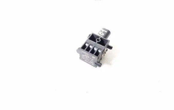 Mercedes-Benz R W251 Airbag deployment crash/impact sensor A0038202826