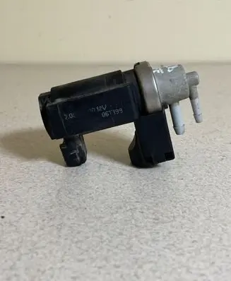 Hyundai Santa Fe Turbo solenoid valve 06T199