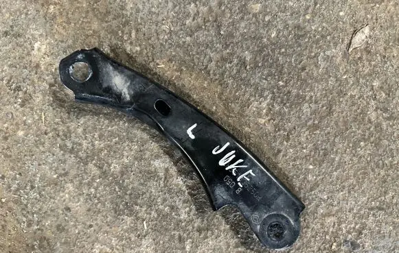 Nissan Juke II F16 Front control arm 1A35250R