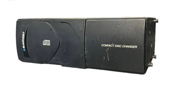 Volkswagen Golf IV CD/DVD changer 7607700020 8631177853