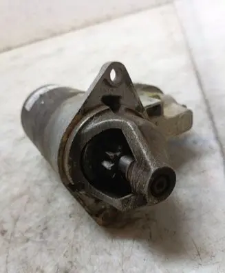 Opel Corsa C Starter motor 1005821930 10001106011 209513