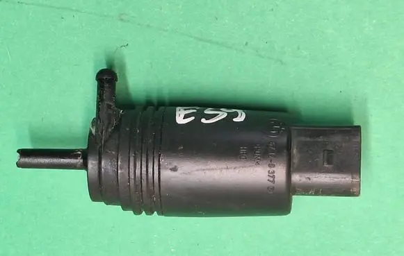 Windscreen/windshield washer pump