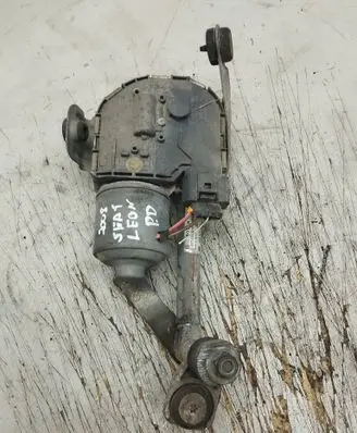 Seat Leon (1P) Front wiper linkage and motor 3397020918 1P0955024B