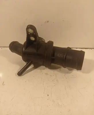 Thermostat/thermostat housing