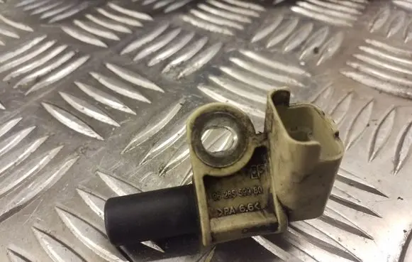 Peugeot 607 Camshaft speed sensor 9628559980