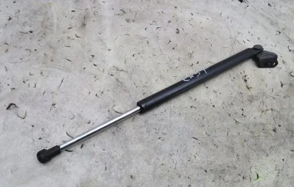 Mazda CX-5 Tailgate strut KRIS235789