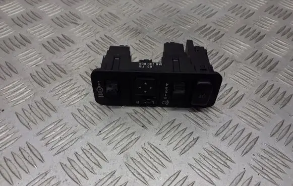 Mitsubishi Carisma Light switch MR740608