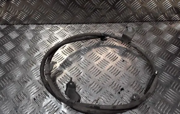 Nissan Qashqai Handbrake/parking brake wiring cable 