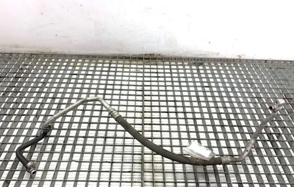 Audi A8 S8 D4 4H Air conditioning (A/C) pipe/hose 