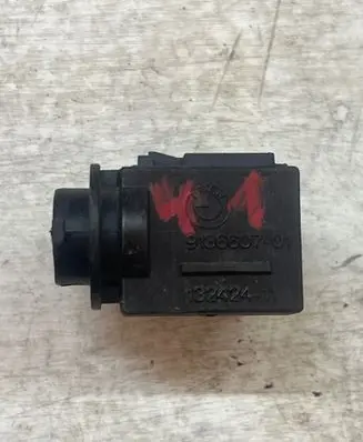 BMW 3 E90 E91 Air quality sensor 9136607 13242411