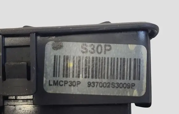 Hyundai ix35 Multifunctional control switch/knob 937002S3009P