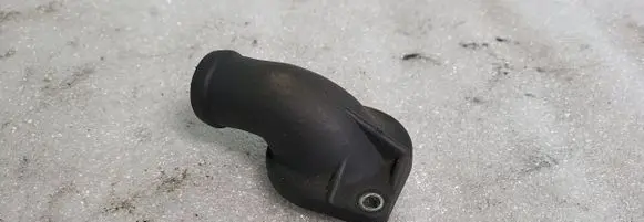 Thermostat/thermostat housing
