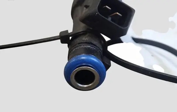 Opel Zafira C Fuel injector 0280158205