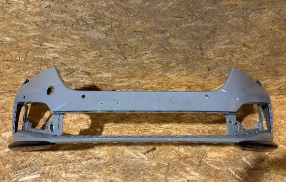 Skoda Scala Front bumper 657807221 C14910
