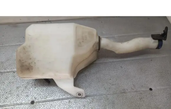 Fiat Croma Windshield washer fluid reservoir/tank