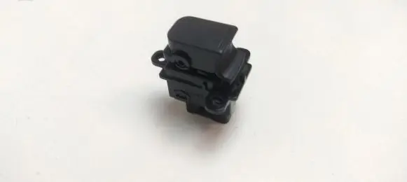 KIA Soul Electric window control switch 4865201110 M8578