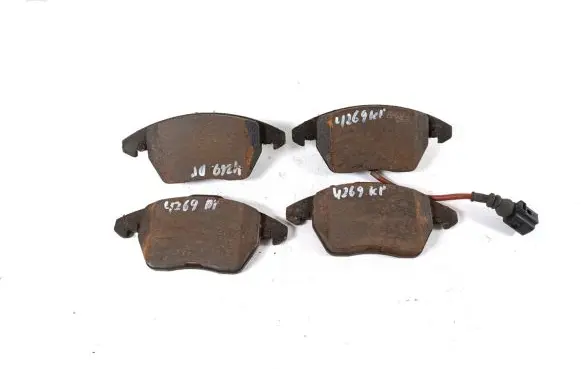 Volkswagen Golf VI Brake pads (front) 3C0698151J