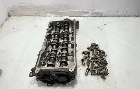 Volkswagen Golf VII Camshaft 04L103292F 04L103308C 04L109285