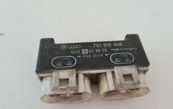 Volkswagen Transporter - Caravelle T4 Coolant fan relay 701919506