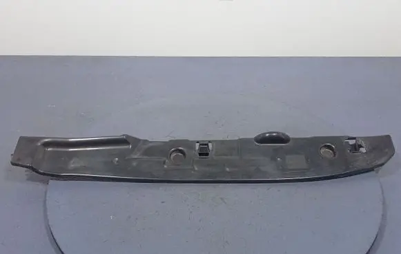 Front underbody cover/under tray