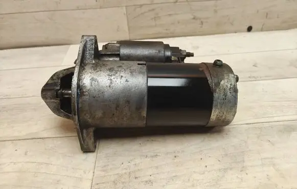 Opel Insignia A Starter motor 55353857 M001T30072